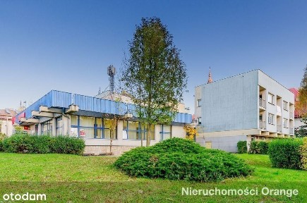 Kompleks budynków pod różnorodne usługi