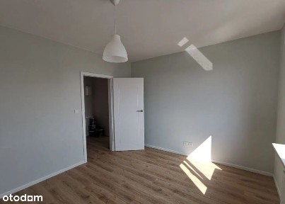 2pokoje z Parkingiem i Komórką w Cenie15min od CentrumPKM blisko