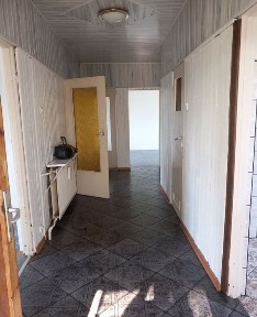 Całe piętro domu do wynajęcia - 4 pokoje, ponad 100 m², Lututów