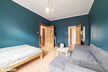 Duże mieszkanie w kamienicy do remontu