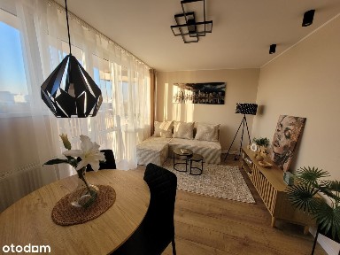 3 pokoje, balkon, osobna kuchnia, generalny remont, 2 windy,monitoring