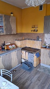 Sprzedam mieszkanie 46.92 m2, piwnica, strych, dwie komórki i garaż