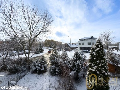 ul. Buska* 6 pokoi* szeregówka