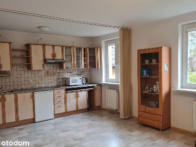 Super lokalizacja, 35 m2, częściowo umeblowane