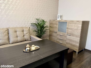 Zadbane 2 pok. mieszkanie z balkonem i piwnicą, gotowe do zamieszkania