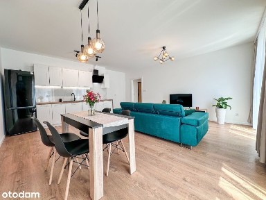 3 pok. od marca, 2 miejsca postojowe i komórka!