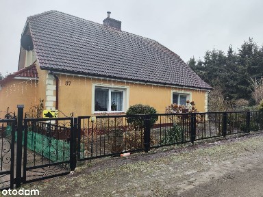 Tucze, Dobra, łobeski, zachodniopomorskie