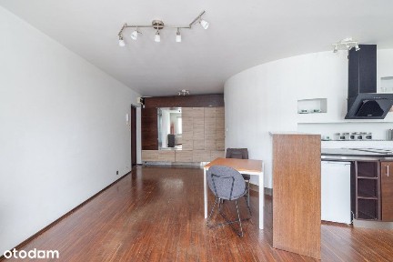 Ustawne | Cisza | Dobrze Skomunikowane | Garaż