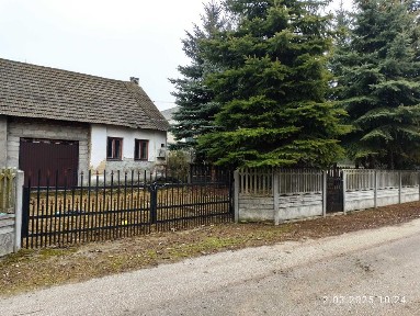 Sprzedam dziakę z budynkiem