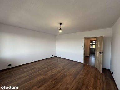 Mieszkanie 3-pokojowe w dobrej lokalizacji wynajmę.