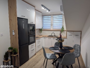 Pierwszy Najem! 2-POKOJOWE | Klima | TV 50''| Garderoba | Ogród |Metro