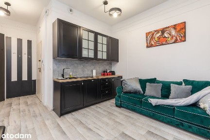 CICHE |Gotowe do wejścia | Metro Stadion |wysokie 3,1m | balkon