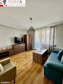 Słoneczna kawalerka z balkonem