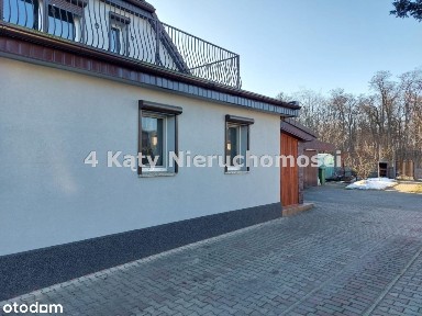 Bliźniak ul. Wrocławska Działka 2 garaże