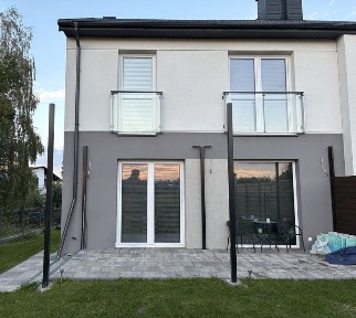 Dom w zabudowie bliźniaczej