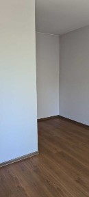 1 pok.+k 33 m2 II p. Stary Widzew,umowa na czas nieokreślony-20 tys.zł