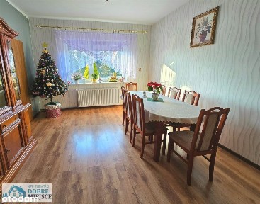 Piękny dom z dużą działką i własnym stawem