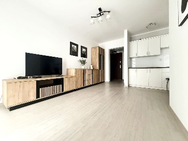 2 pokoje/1 PIĘTRO/balkon/32m2/Nowsze budownictwo/teren ogrodzony/winda