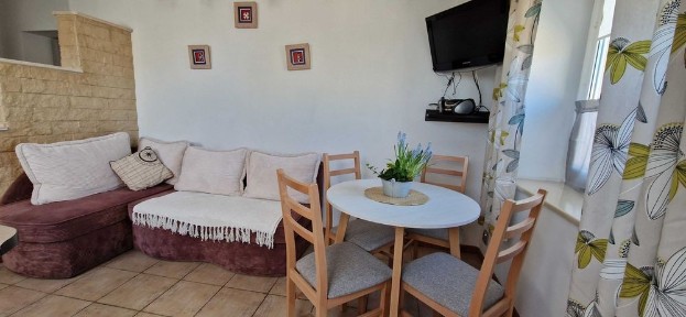 Mieszkanie na wynajem, Rewa