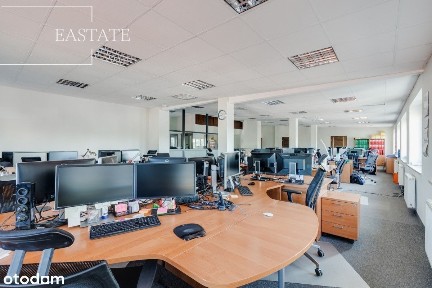 Przestronne Biuro w Gdyni - Ul. Hutnicza, 539 m²
