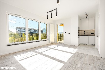 Nowoczesne mieszkanie - Kolej na 19, Wola