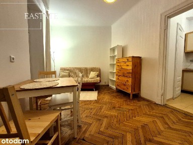 Centrum | kamienica | wysokie sufity