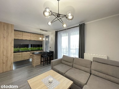 Świetny stan z balkonem i parkingiem - od marca