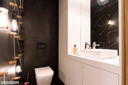 3 pokoje - miejsce postojowe-taras - bardzo dobry standard