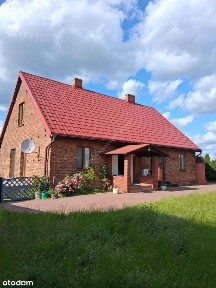 Dom z cegły w Sadowcu - okolica jezior i lasów