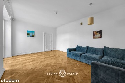 Ostatnie piętro w przedwojennej kamienicy - Szucha