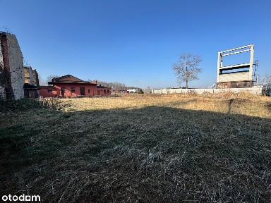 Działka przemysłowa z budynkiem biurowo magazynowy