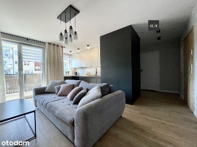 Piękne mieszkanie 2-pok. z klimą i miejscem post.