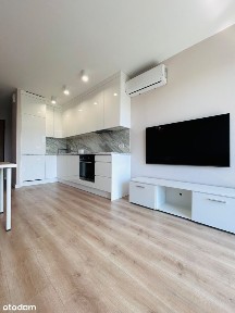 2-pokojowe mieszkanie z klimatyzacją i balkonem