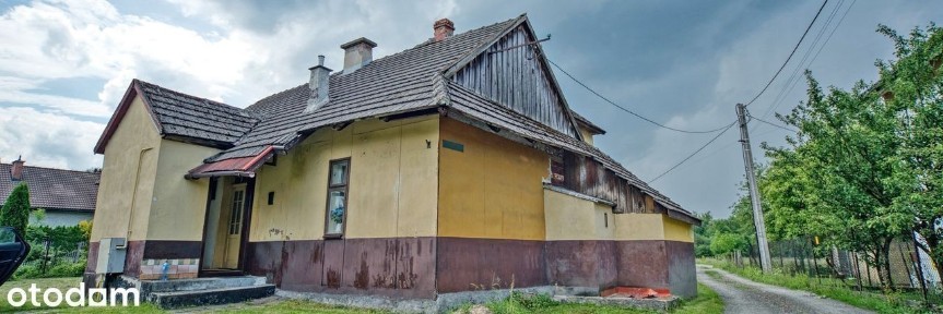 Dom do remontu na pięknej 11 arowej działce pod Andrychowem.
