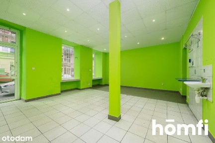 Lokal usługowy z witryną przy drodze głównej