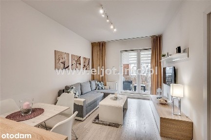 Francuska Park dla pary, singla z garażem, komórk