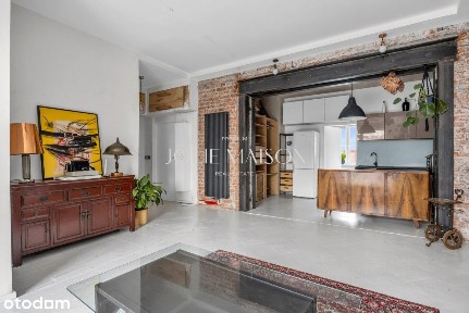 Wysokie wnętrza, 74m2- 3 pok. w kamienicy 1934 r.