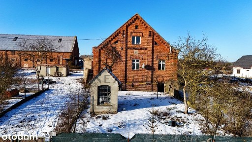 dom / stary folwark w Dolinie Baryczy