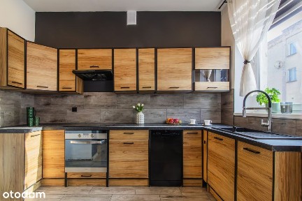 Parter z ogrodem, 2 pokoje po remoncie