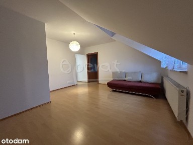 Mieszkanie trzypokojowe w budynku mieszkalnym