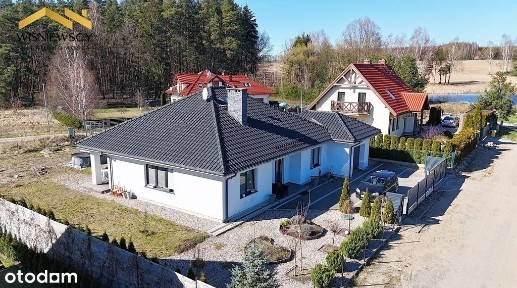 Parterowy dom w Pasłęku, 125 m², działka 996 m²