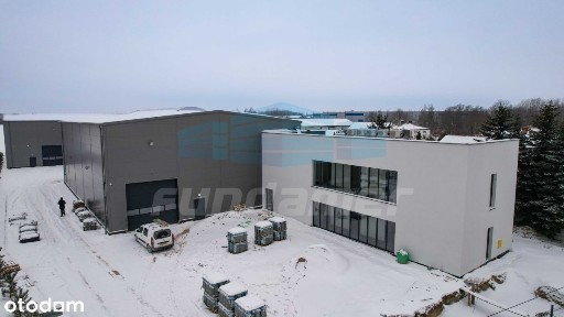 Magazyn 700mkw + biura, wysoki standard Nowy S7