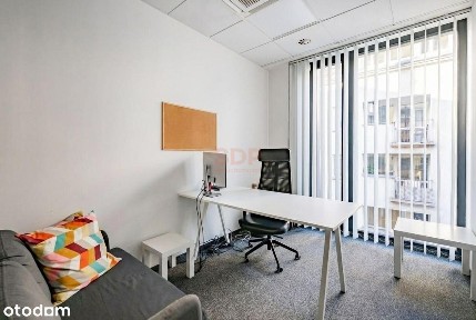 Lokal biurowy przy ul. Łaciarskiej| 99 m2