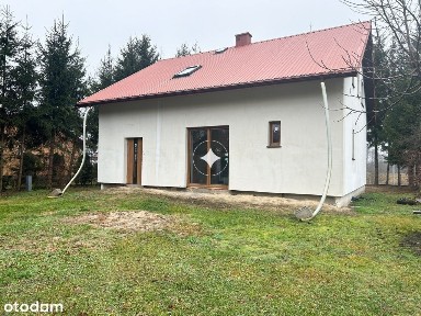 Unikatowa posiadłość z prywatnym lasem