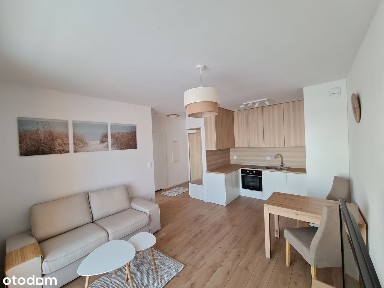 Nowe mieszkanie z ładnym widokiem.