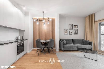 Trzypokojowe mieszkanie, Mennica Residence