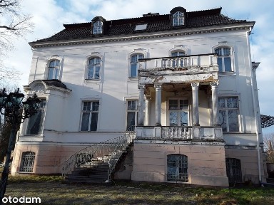 Zespół pałacowo-parkowy