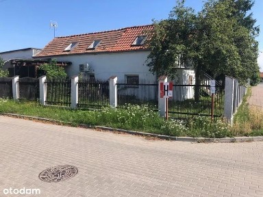 Przestronna Hala Do Wynajęcia - Bezpośrednio! Dobr