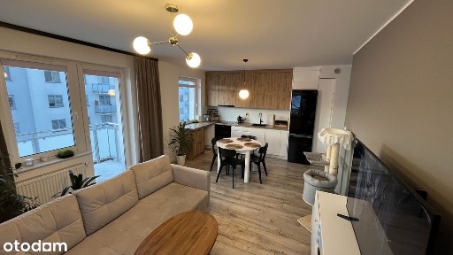 Mieszkanie 4 pokoje, duży balkon, komórka lokatorska i miejsce parking