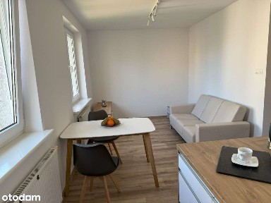 Mieszkanie 33m2, 2 pokoje, po kapitalnym remoncie, bez kaucji